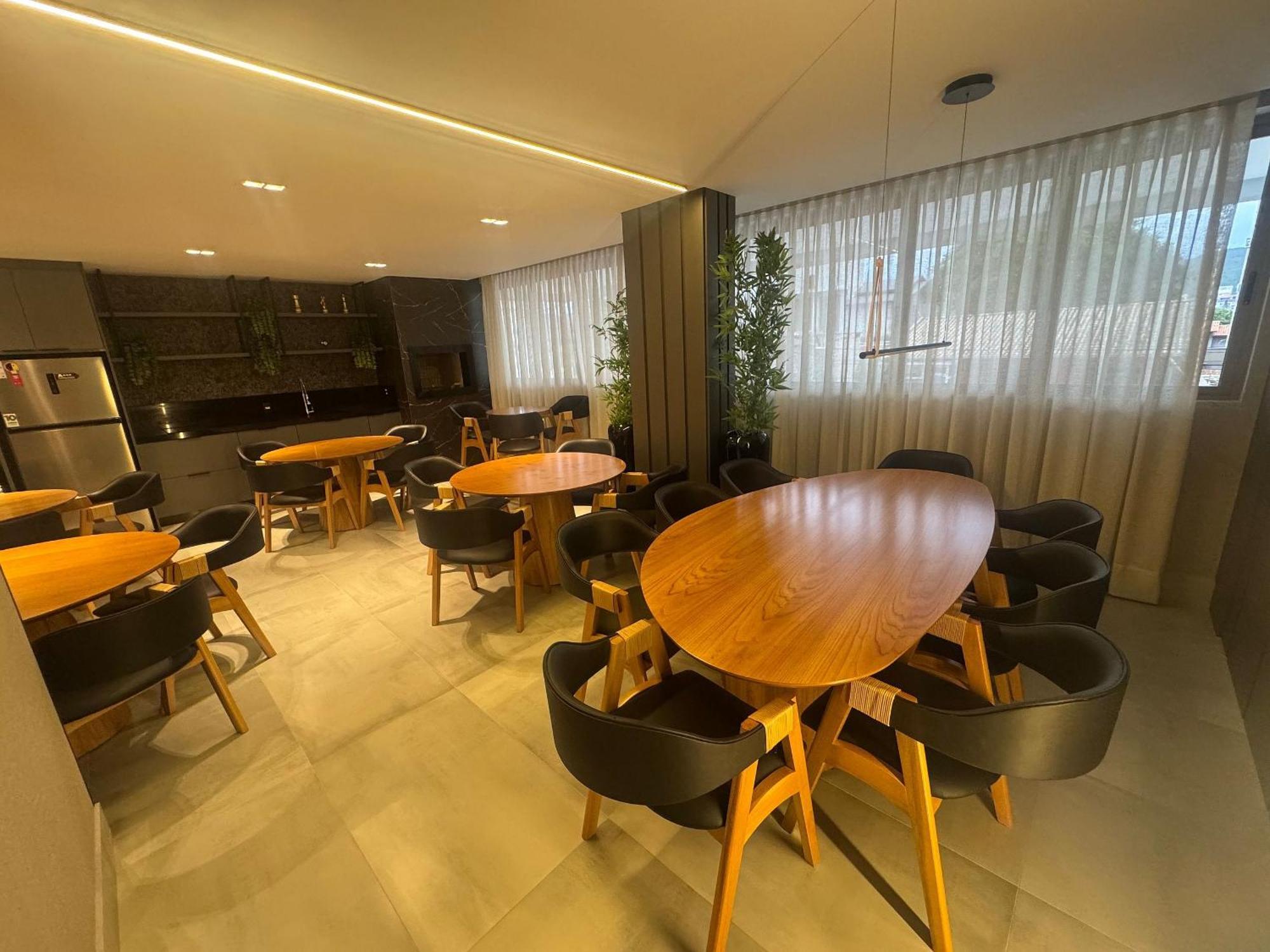 Elegance Apartamentos 1 Quarto Para 4 Pessoas Em Бомбиньяс Экстерьер фото