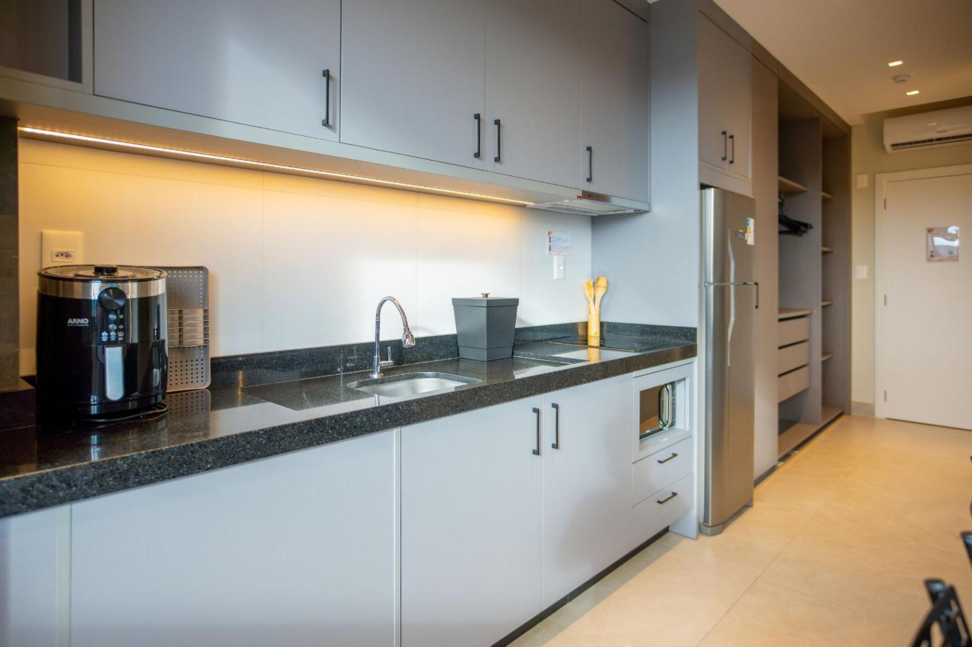 Elegance Apartamentos 1 Quarto Para 4 Pessoas Em Бомбиньяс Экстерьер фото